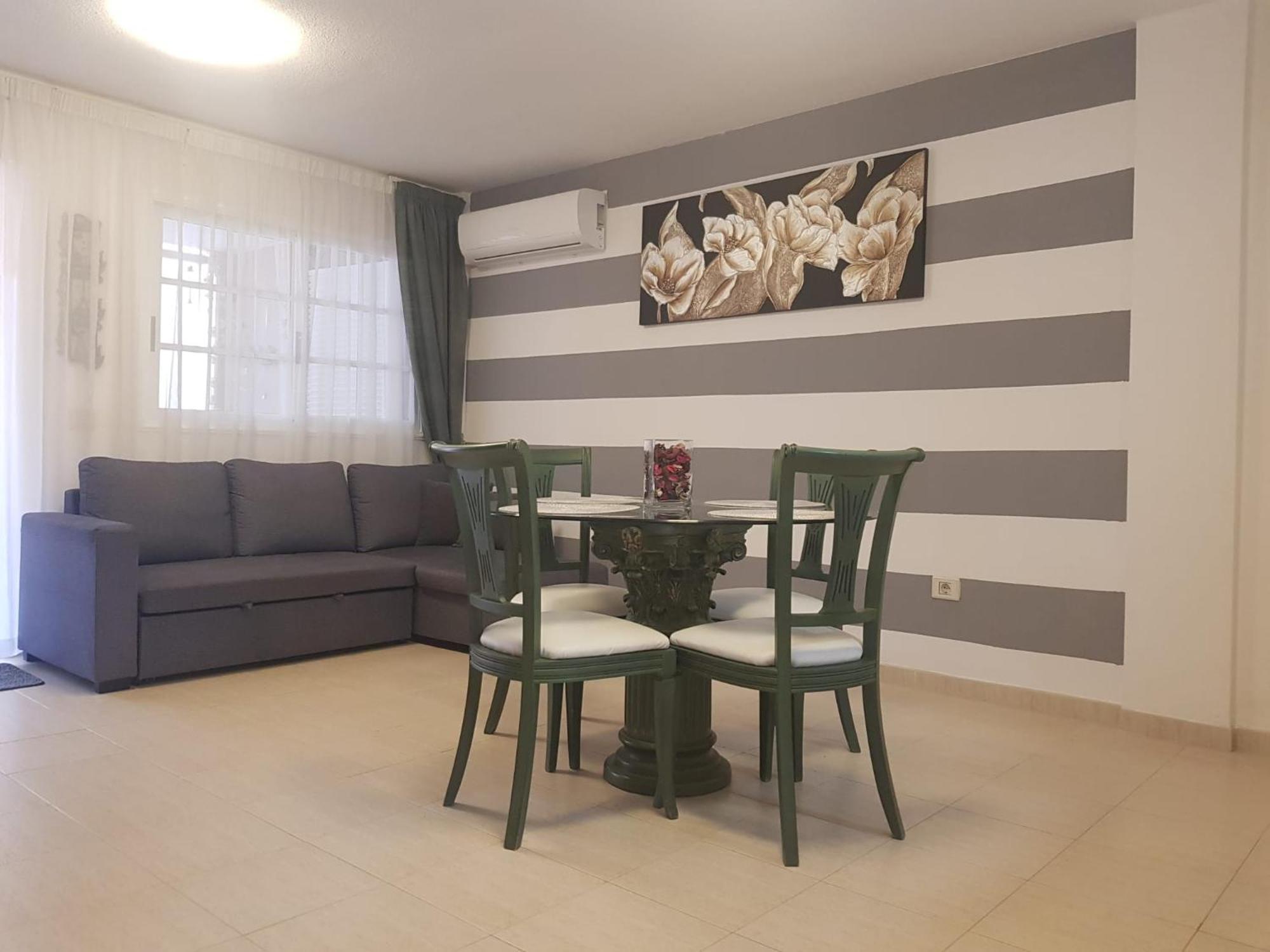 The Heights English Home Los Cristianos  Buitenkant foto