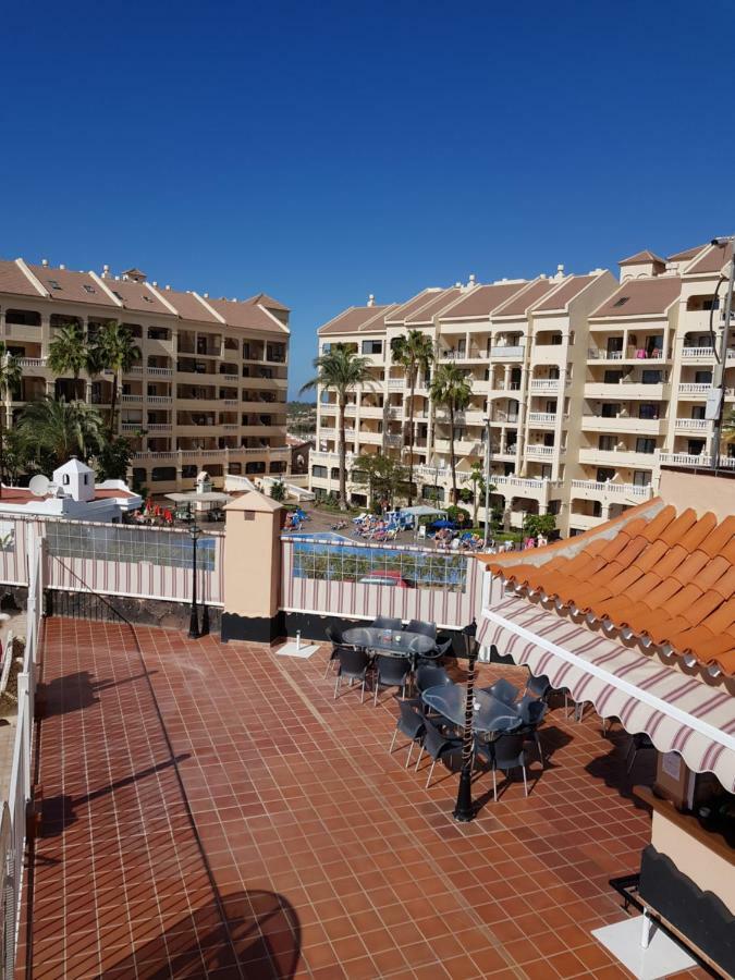 The Heights English Home Los Cristianos  Buitenkant foto